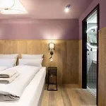 Ranunkelhof 3*