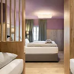 Ranunkelhof 3*