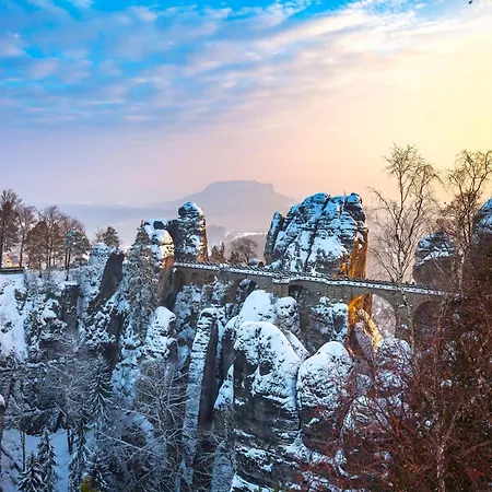 Ranunkelhof Pensjonat 3*