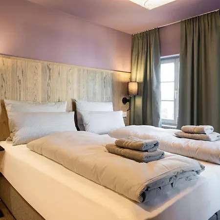 Ranunkelhof 3*